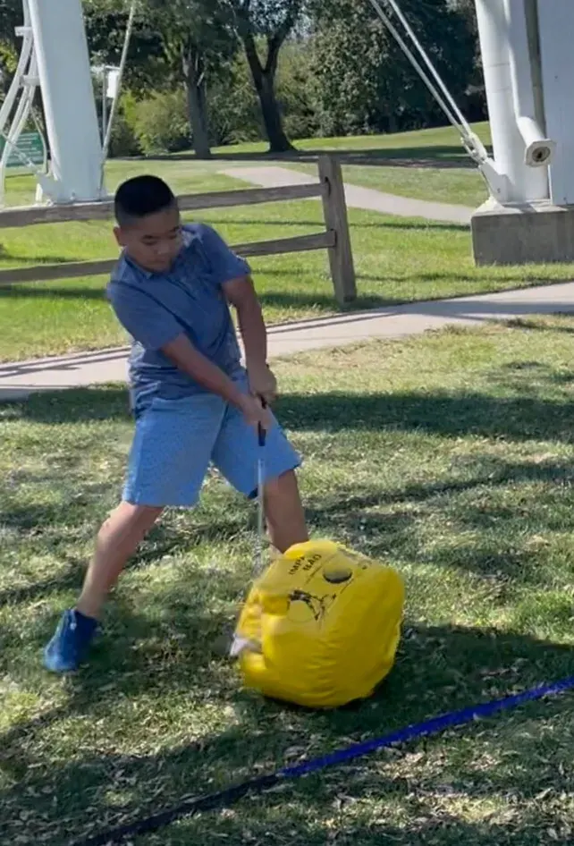 junior golfers at Pine Lake